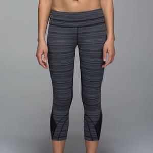 Lululemon Run Inspire Crop II (Mesh) Cyber Stripe Deep Coal Black